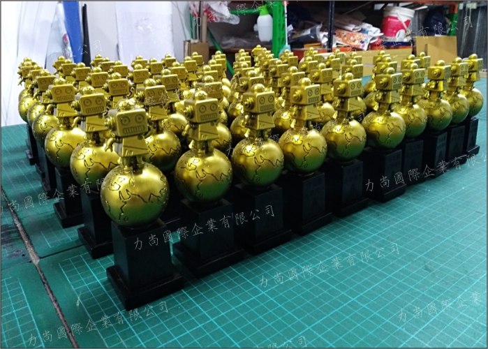 機器人 造型獎盃