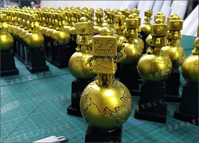 機器人 造型獎盃
